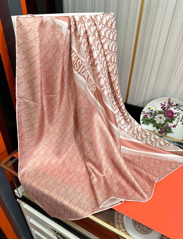 ブランドマフラー角部分ディテール